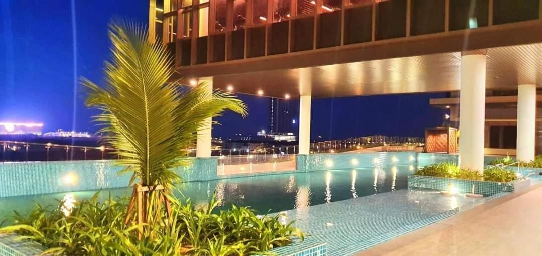 Jrv Hotelstyle Homestay Melaka ภายนอก รูปภาพ